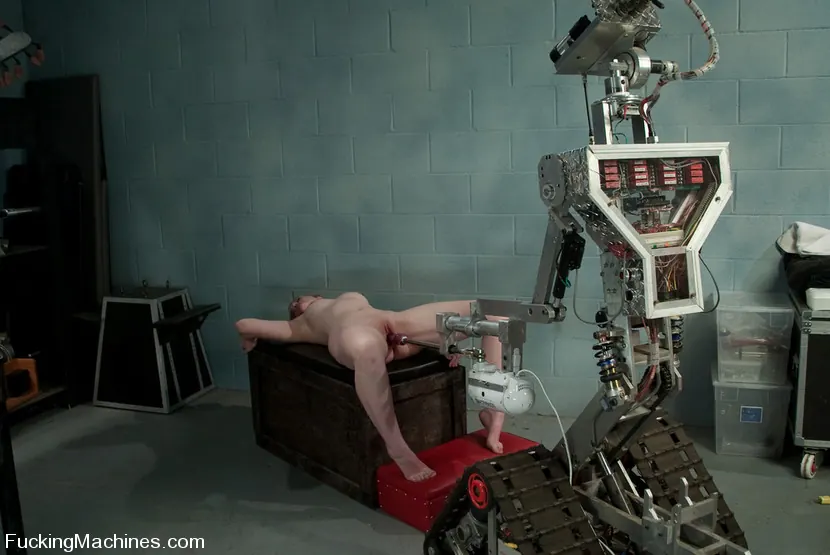 Ivy Mokhov en 'VIERNES DE CHICAS AMATEUR Ivy' from 'Kink' (foto 5) Kink 'VIERNES DE CHICAS AMATEUR Ivy' protagonizando Ivy Mokhov (foto 5)