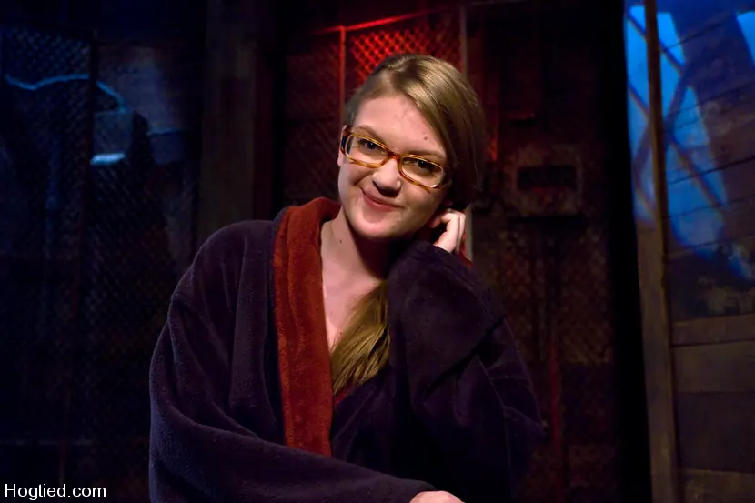 Kink '新しいカテゴリー5の女の子Ivy Mokhovへようこそ' 主演 Ivy Mokhov (写真 11)