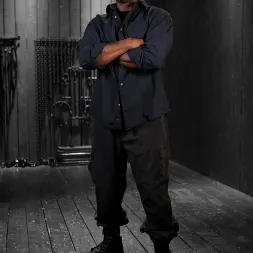 Katharine Cane en vs Jack Hammer (foto 1) Katharine Cane en 'Kink' vs Jack Hammer (Miniatura 1)