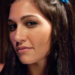 Jade Indica in 'Kink' Crossing the Streams (Thumbnail 7)