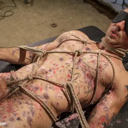 Mz Berlin en 'Kink' La señora Berlín humilla, folla y castiga a su esclava sin límites (Miniatura 7)