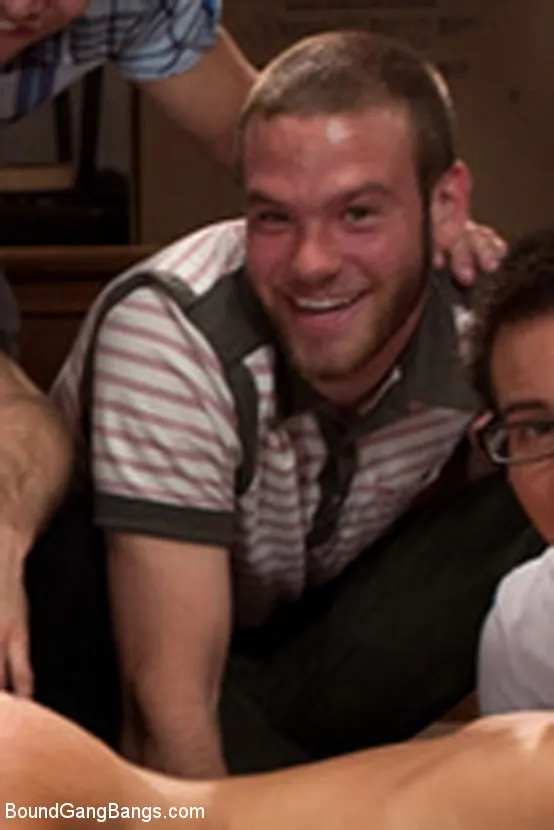 Kink 'Nerdzの復讐' 主演 Kaylee Hilton (写真 9)