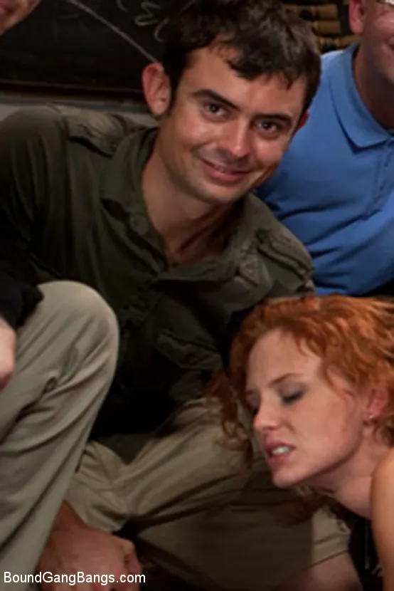 Kink 'Nerdzの復讐' 主演 Kaylee Hilton (写真 15)