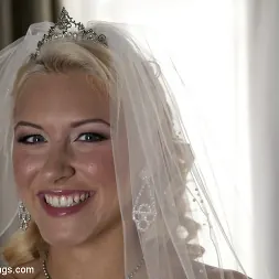 Katie Summers in 'Kink' The Honeymoon Suite (Thumbnail 9)