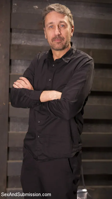 Kink 'Big Tit Beauty Jasmine Jae Anal Fuck Doll for Big Dick' starring Jasmine Jae (Photo 2)