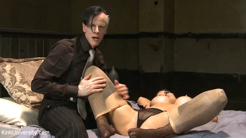 Kink 'Sex Bondage with Stockings' starring Jasmine Jae (Photo 6)