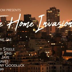 Jasmine Jae に 'Kink' Jasmine Jaeが主演するHome Invasion (サムネイル 1)