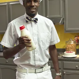 Mz Berlin in 'Kink' Impregnate me, Bull! My Husband doesn't measure up! (Thumbnail 2)