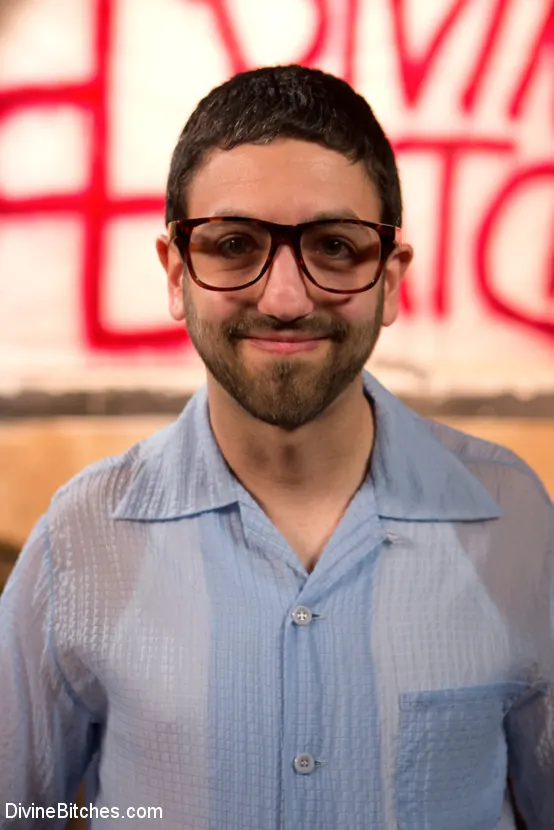 Kink 'スリー・ザ・ハード・ウェイ' 主演 Daisy Ducati (写真 10)