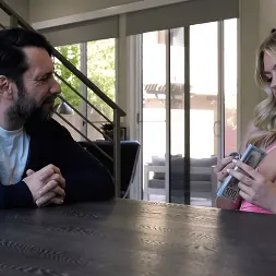 Jazlyn Ray に 高額の肛門娼婦 (写真 1) Jazlyn Ray に 'Kink' 高額の肛門娼婦 (サムネイル 1)