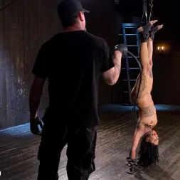 Jessica Creepshow in Alt Ebony Pain Slut Tormented and Made to Have Squirting Orgasms (Photo 6) Jessica Creepshow in 'Kink' Alt Ebony Pain Slut Tormented and Made to Have Squirting Orgasms (Thumbnail 6)