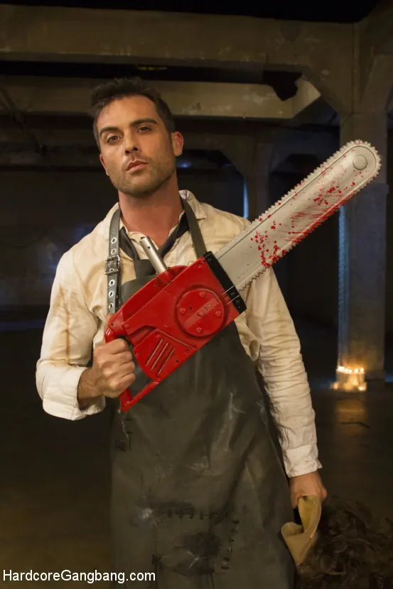 Jessica Creepshow en '¡La última chica se hace un gangbang!' from 'Kink' (foto 7) Kink '¡La última chica se hace un gangbang!' protagonizando Jessica Creepshow (foto 7)