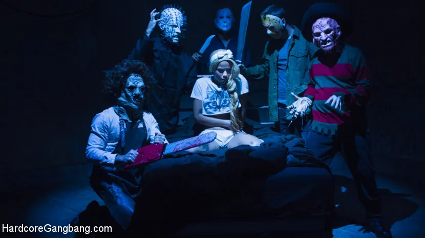 Jessica Creepshow en '¡La última chica se hace un gangbang!' from 'Kink' (foto 8) Kink '¡La última chica se hace un gangbang!' protagonizando Jessica Creepshow (foto 8)