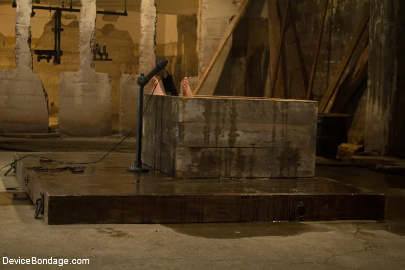 Kink 'Dirty, Dirty Whore' starring Jessie Cox (Photo 5)