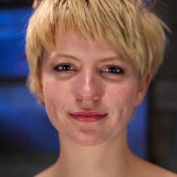Jessie Cox に 'Kink' 四人の少女が佐渡マゾヒストの奴隷試験を受ける (サムネイル 13)