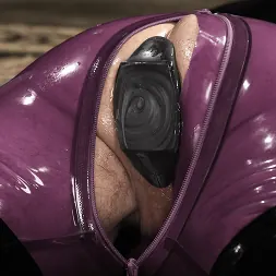 JJ Graves in 'Kink' Rubber Boy : Arabelle Raphael Destroys Latex Freak JJ Graves (Thumbnail 7)
