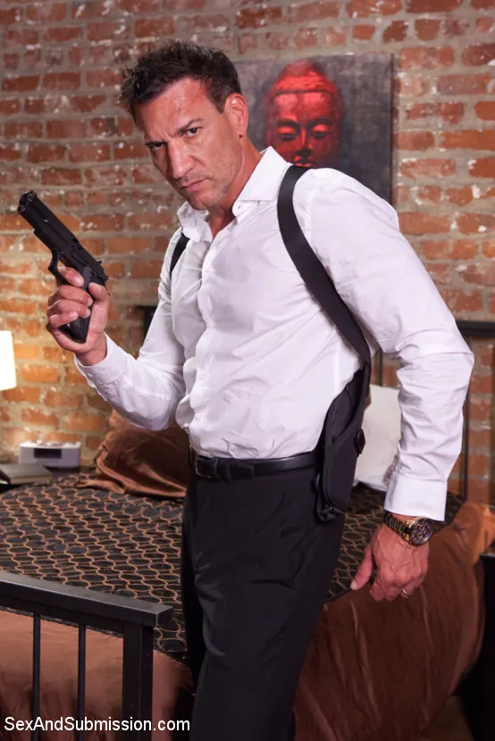 Jodi Taylor en 'Activo anal' from 'Kink' (foto 1) Kink 'Activo anal' protagonizando Jodi Taylor (foto 1)