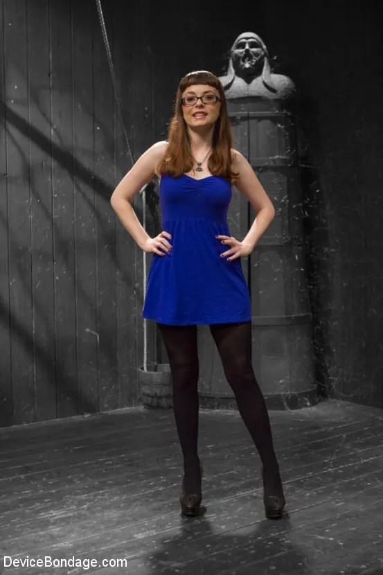 Kink 'LIVE' protagonizando Jodi Taylor (foto 8)