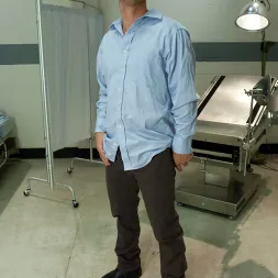 Joslyn James in Tiger Woods Mistress Dominated! (Photo 14) Joslyn James in 'Kink' Tiger Woods Mistress Dominated! (Thumbnail 14)