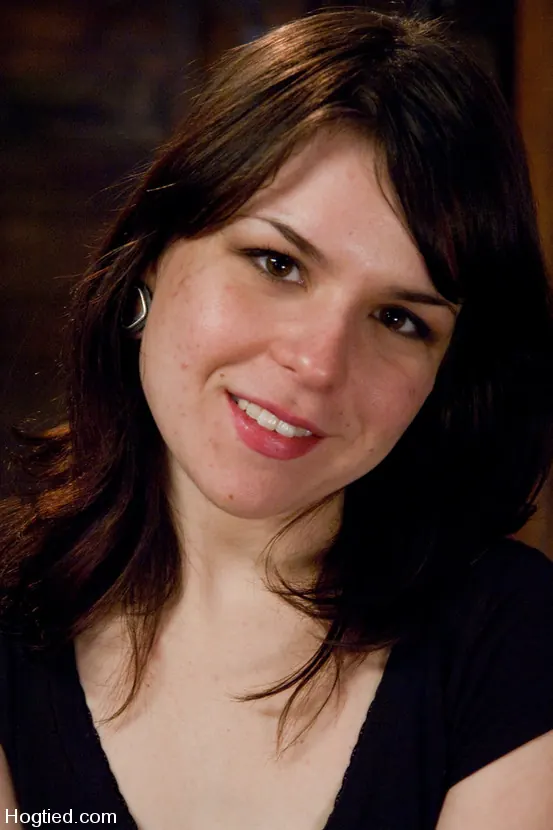 Kink 'Sofá de casting: Juliette' protagonizando Juliette March (foto 2)