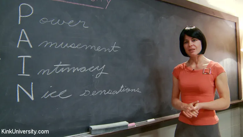 Kink 'それはすべての痛みについてではない - 支配的な感覚的コントロール' 主演 Juliette March (写真 11)