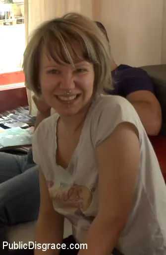 Kink 'Needs to Exposes her Cunt to Everyone' 主演 Juliette March (写真 17)