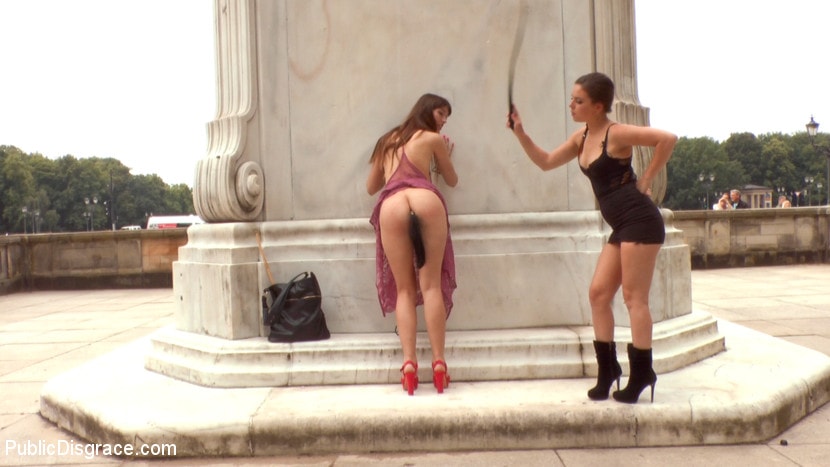 Kink 'Naked Slut Needs Training' starring Juliette March (Photo 10)