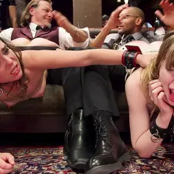 Juliette March に 'Kink' 初めてのカメラで犯された性的なプッシーの奴隷 (サムネイル 13)