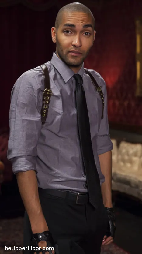 Kink 'Esclava de coño virginal follada por primera vez frente a la cámara' protagonizando Juliette March (foto 19)