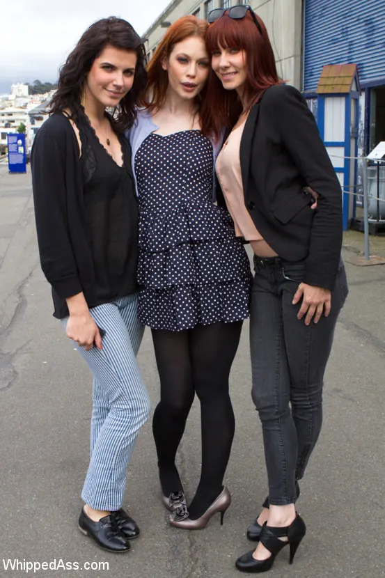 Kink 'Whipped Ass Girl Of The Month Behind The Scenes Teaser!' 主演 Justine Joli (写真 13)