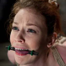 Justine Joli en 'Kink' La estrella de Top GirlGirl, Justine Joli, regresa a HogTied (Miniatura 7)