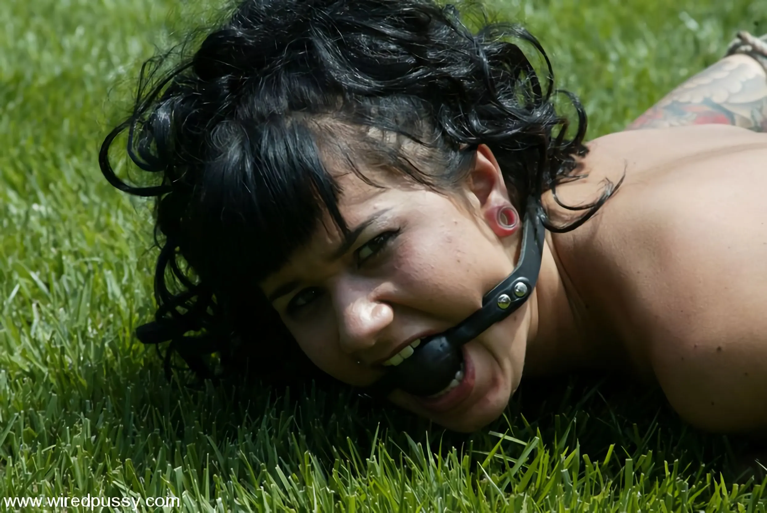 Kink 'Audrey Leigh y el karma' protagonizando Karma (foto 15)