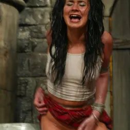 Karma en Karma (foto 4) Karma en 'Kink' Karma (Miniatura 4)