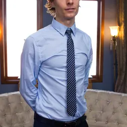 Kashmir Stone en 'Kink' ¡¡¡El primer gang bang de una esposa infiel!!! (Miniatura 1)