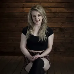 Kate Kennedy en 'Kink' is Brutalized in Extreme Bondage and Made to Cum (Miniatura 1)