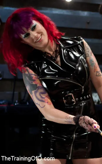 Kink 'トレーニングキャサリンケイン - 最終日ライブ' 主演 Katharine Cane (写真 9)