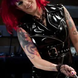 Katharine Cane en Entrenamiento de Katharine Kane - Último día - En directo (foto 9) Katharine Cane en 'Kink' Entrenamiento de Katharine Kane - Último día - En directo (Miniatura 9)