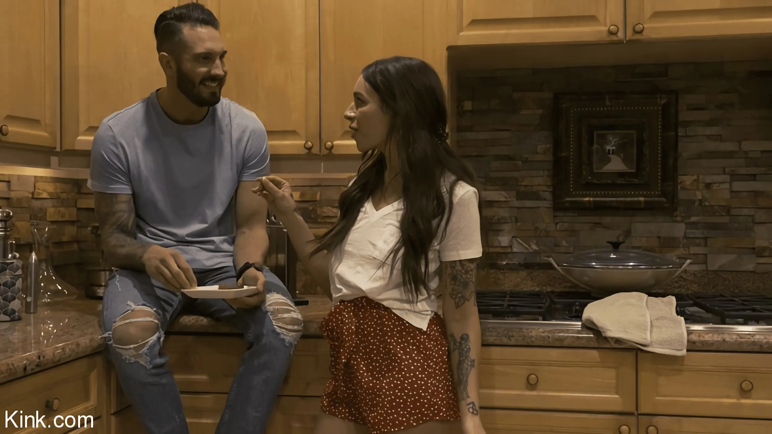 Kink '汚れた愛、エピソード5:ブラット' 主演 Katie Kush (写真 3)