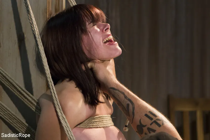 Kink '改善の兆し' 主演 Katt Anomia (写真 7)