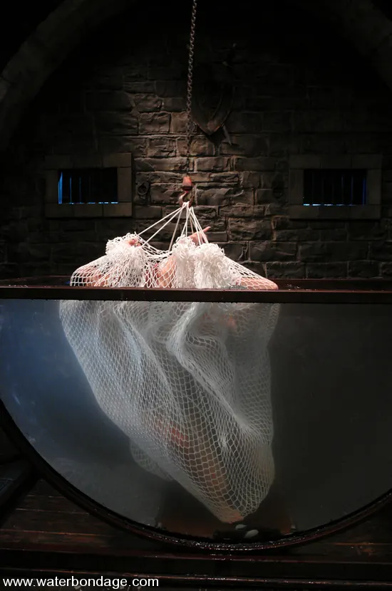 Kink 'Delilah Strong and Keeani Lei Livefeed Part 2' starring Keeani Lei (Photo 7)