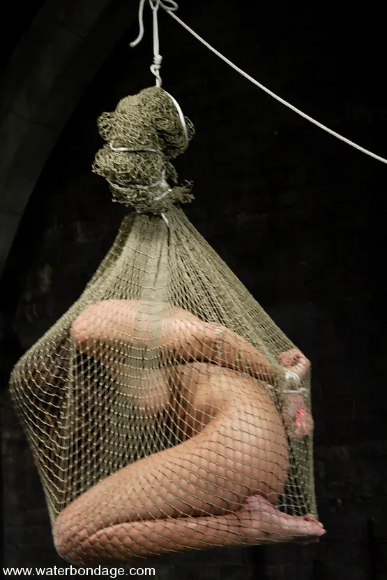 Kink 'Keeani lei' protagonizando Keeani lei (foto 4)