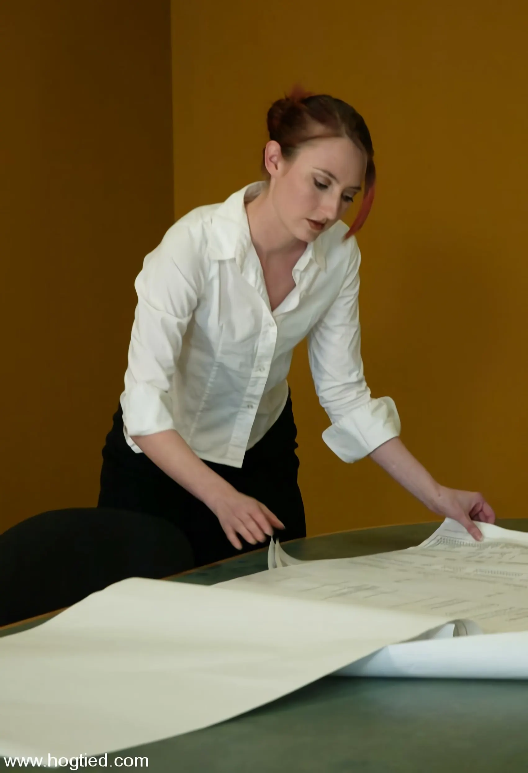 Kink 'and Torque' 主演 Kendra James (写真 1)