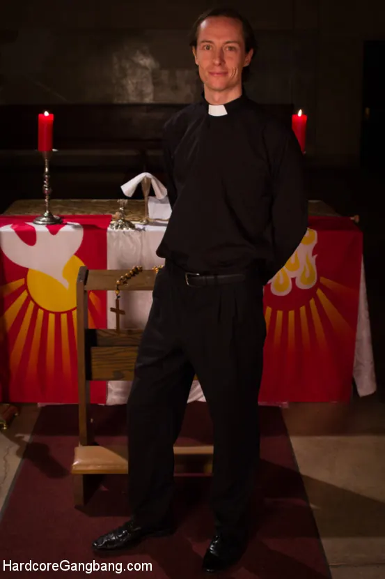 Kink '元売春婦は修道女に暴力を振るう！' 主演 Kimmy Lee (写真 1)