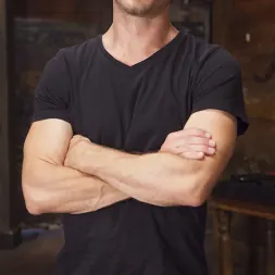 Kira Noir に 'Kink' Trained to Fist Her Own Ass! (サムネイル 20)