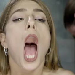 Kristen Scott en 'Kink' Escuela de sumisión: Kristen Scott, día 1 (Miniatura 12)