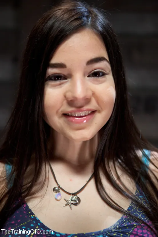 Kink '50 sombras de... El entrenamiento de esclavas de Kristina Rose' protagonizando Kristina Rose (foto 1)