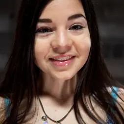 Kristina Rose en 'Kink' 50 sombras de... El entrenamiento de esclavas de Kristina Rose (Miniatura 1)