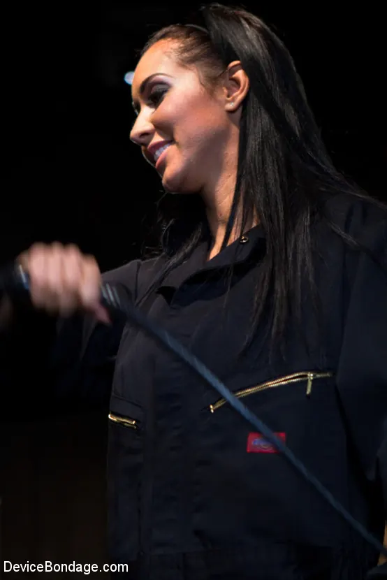 Kink '- Filthy Whore - Live Show Part 2' 主演 Kristina Rose (写真 8)