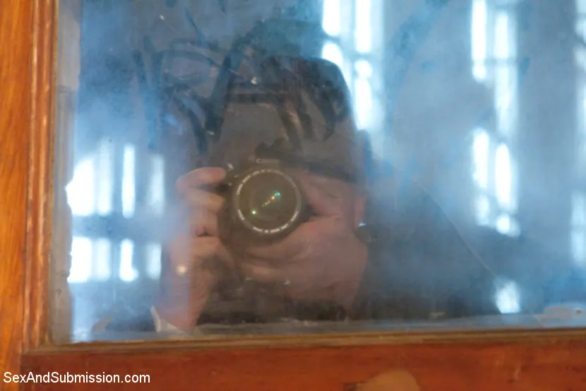 Kink 'El extorsionado' protagonizando Kristina Rose (foto 1)