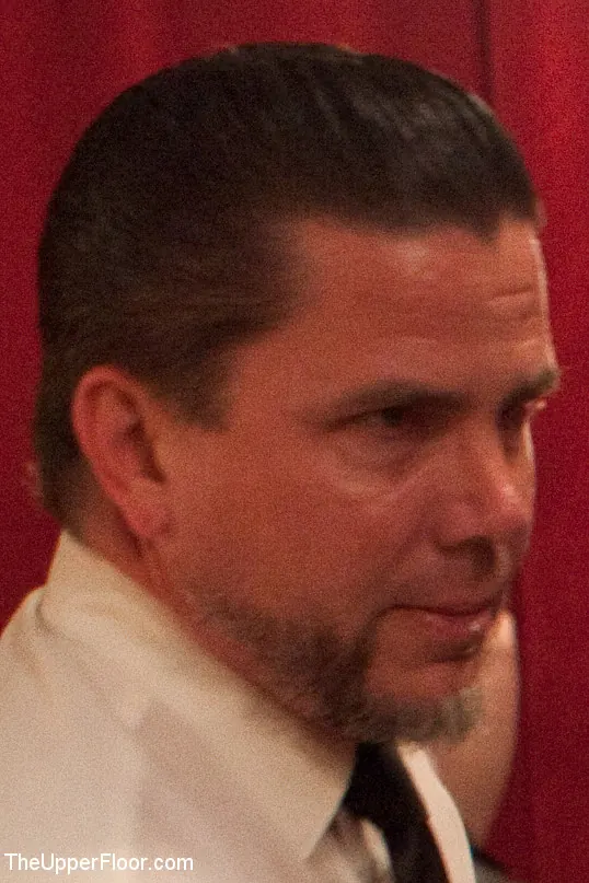 Kink 'Cena comunitaria: Corrección de esclavos' protagonizando Krysta Kaos (foto 15)